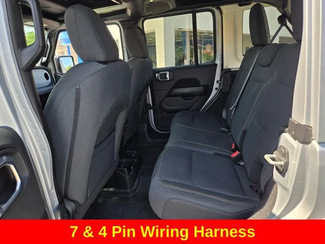 Used 2024 Silver Jeep Sahara image 12