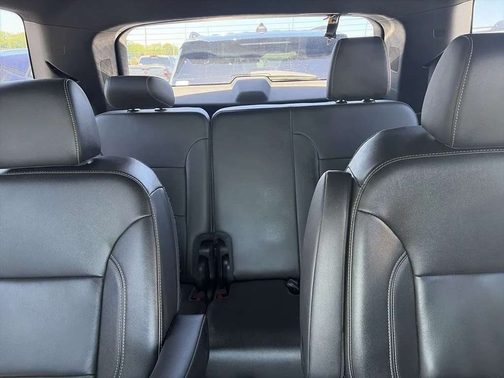 Used 2023 Gray Chevrolet LT Leather image 22