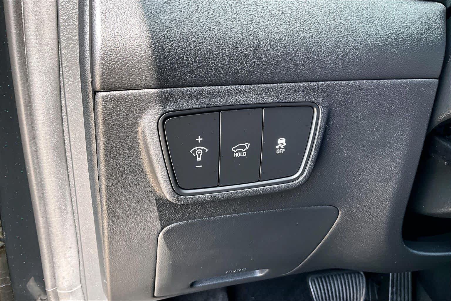 Used 2024 Black Pearl Hyundai SEL image 36