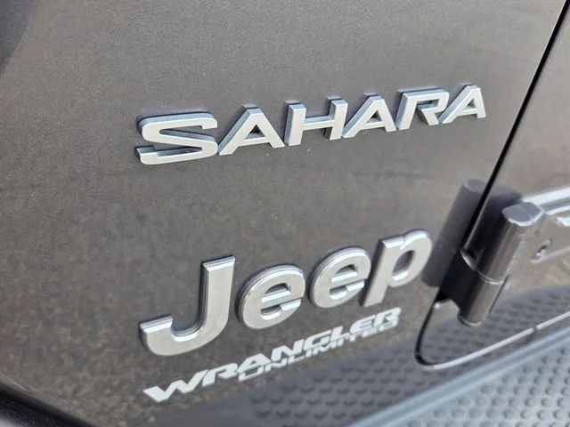 Used 2021 Gray Jeep Unlimited Sahara image 19