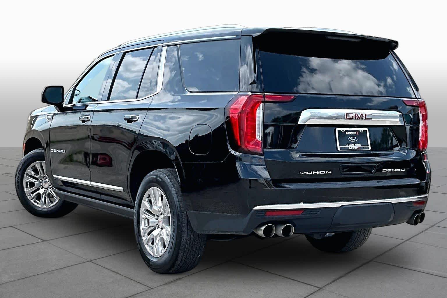 Used 2021 Onyx Black GMC Denali image 13
