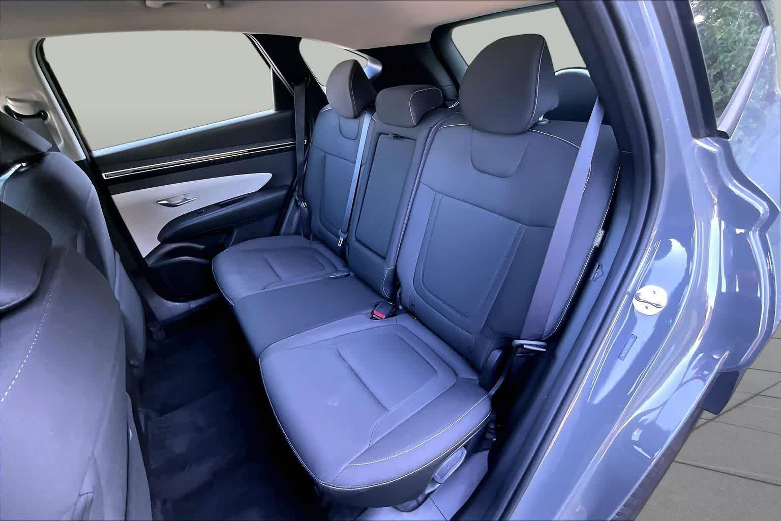 Used 2024 Hampton Gray Hyundai SE image 20