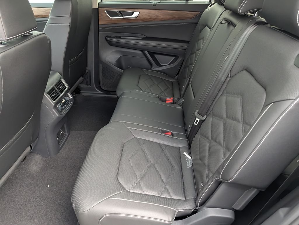 2026 Volkswagen Atlas SE w/Tech - Photo 20