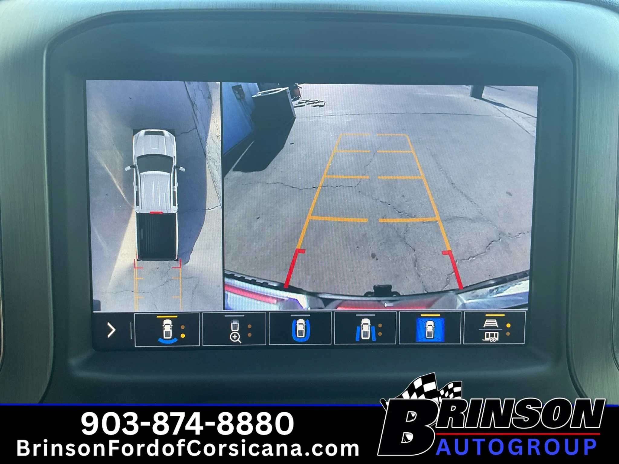 Used 2022 Onyx Black GMC Denali image 31
