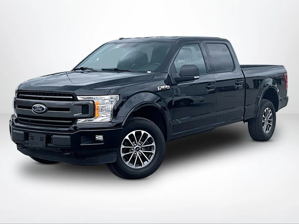 Used 2018 Black Ford XLT image 2