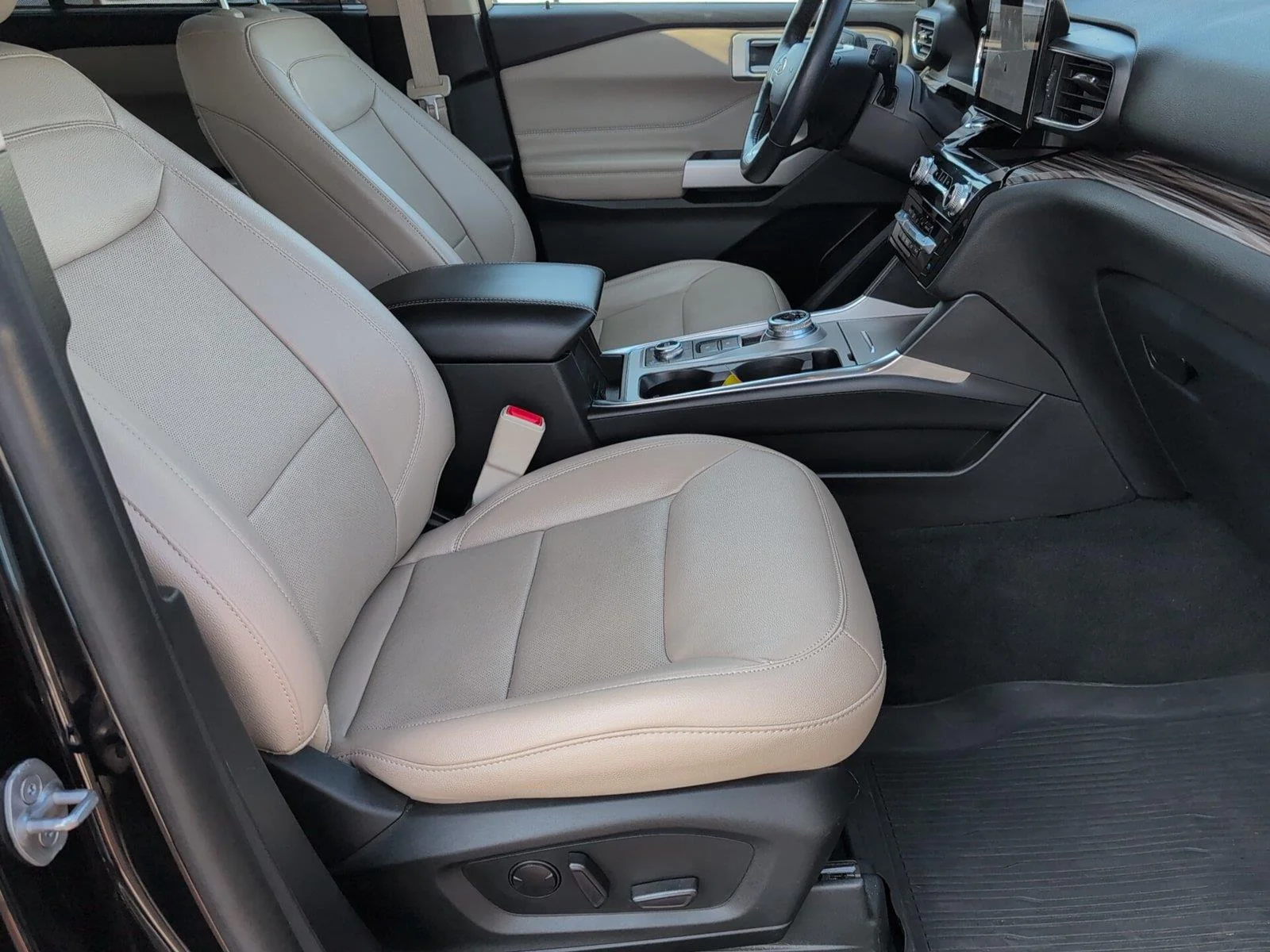 Used 2023 Agate Black Ford Limited image 40