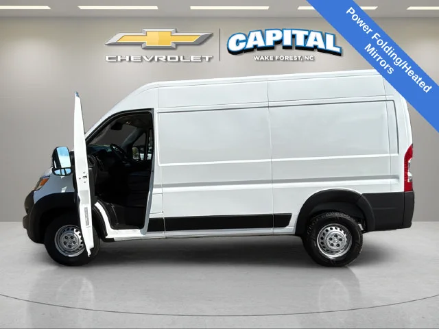 Used 2025 White Ram High Roof image 10