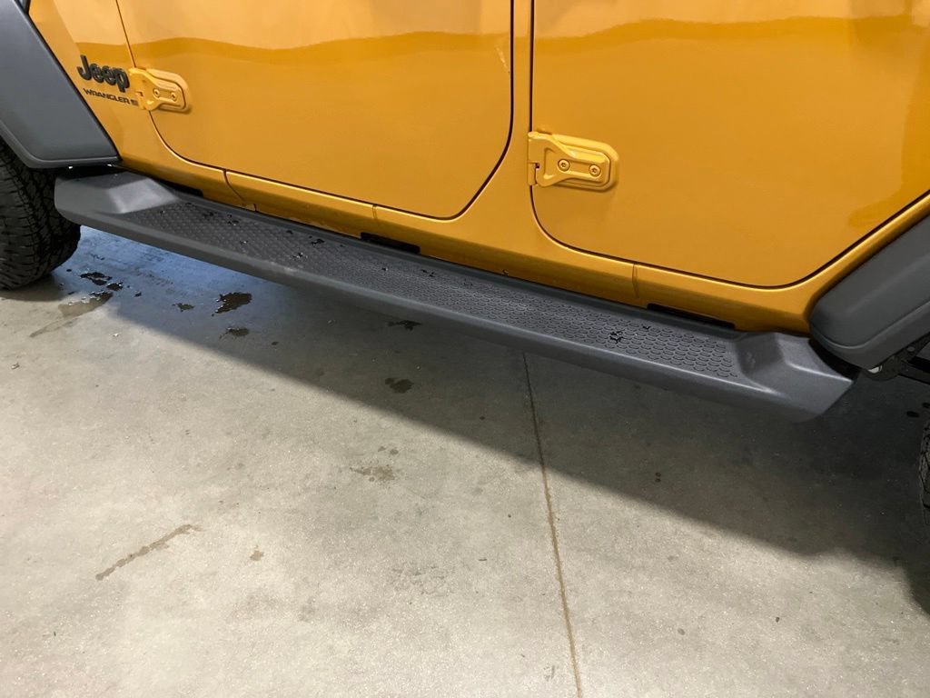 New 2026 Goldilocks Exterior Paint Jeep Sport S image 28