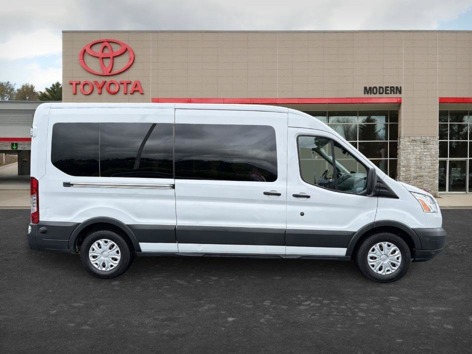 Used 2018 Oxford White Ford XLT image 5