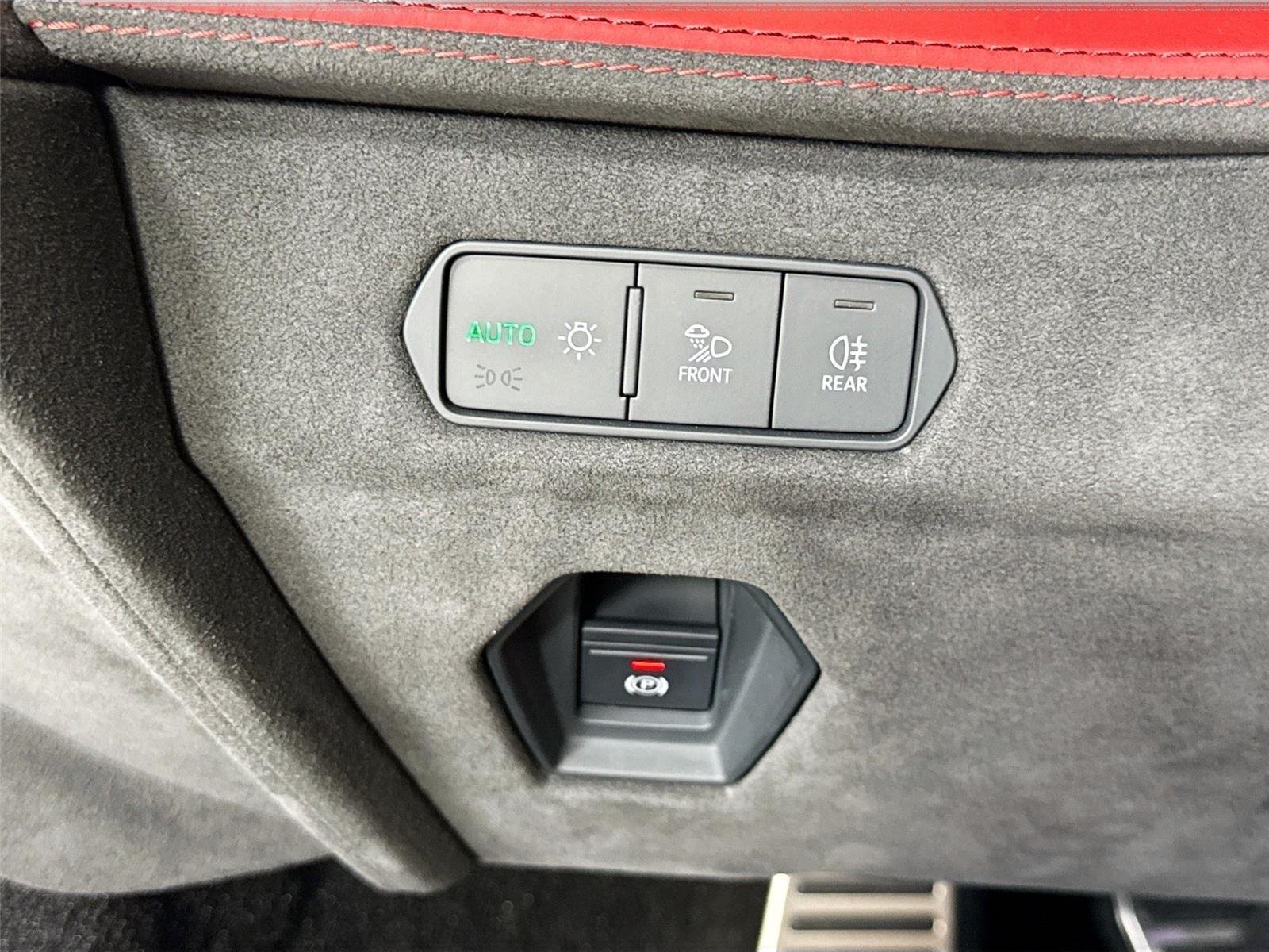 Used 2025 Grigio Telesto Metallic Lamborghini  image 24