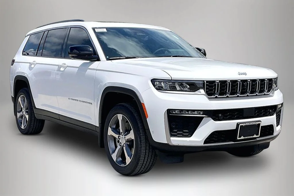 New 2026 Bright White Clear-Coat Exterior Paint Jeep Limited image 1