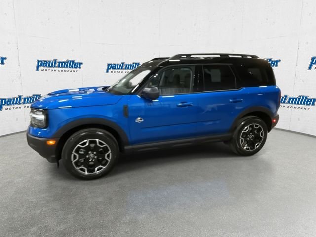 Used 2025 Velocity Blue Metallic Ford Outer Banks image 6