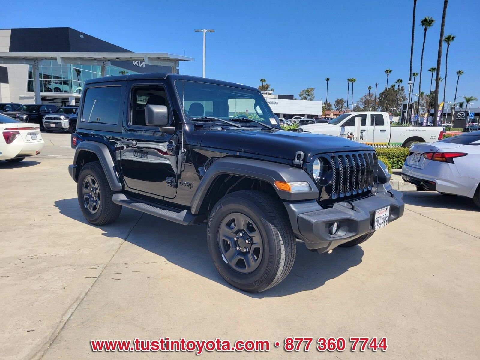 Used 2023 Black Jeep Sport image 2