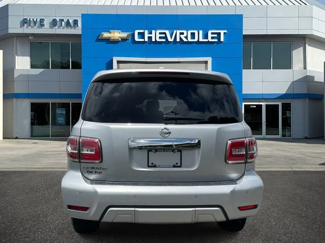 Used 2018 Silver Nissan SV image 5
