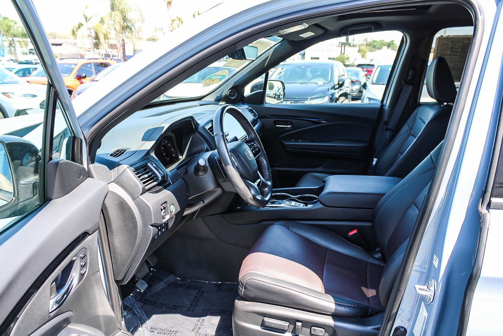 2025 Honda Ridgeline Black Edition - Photo 18