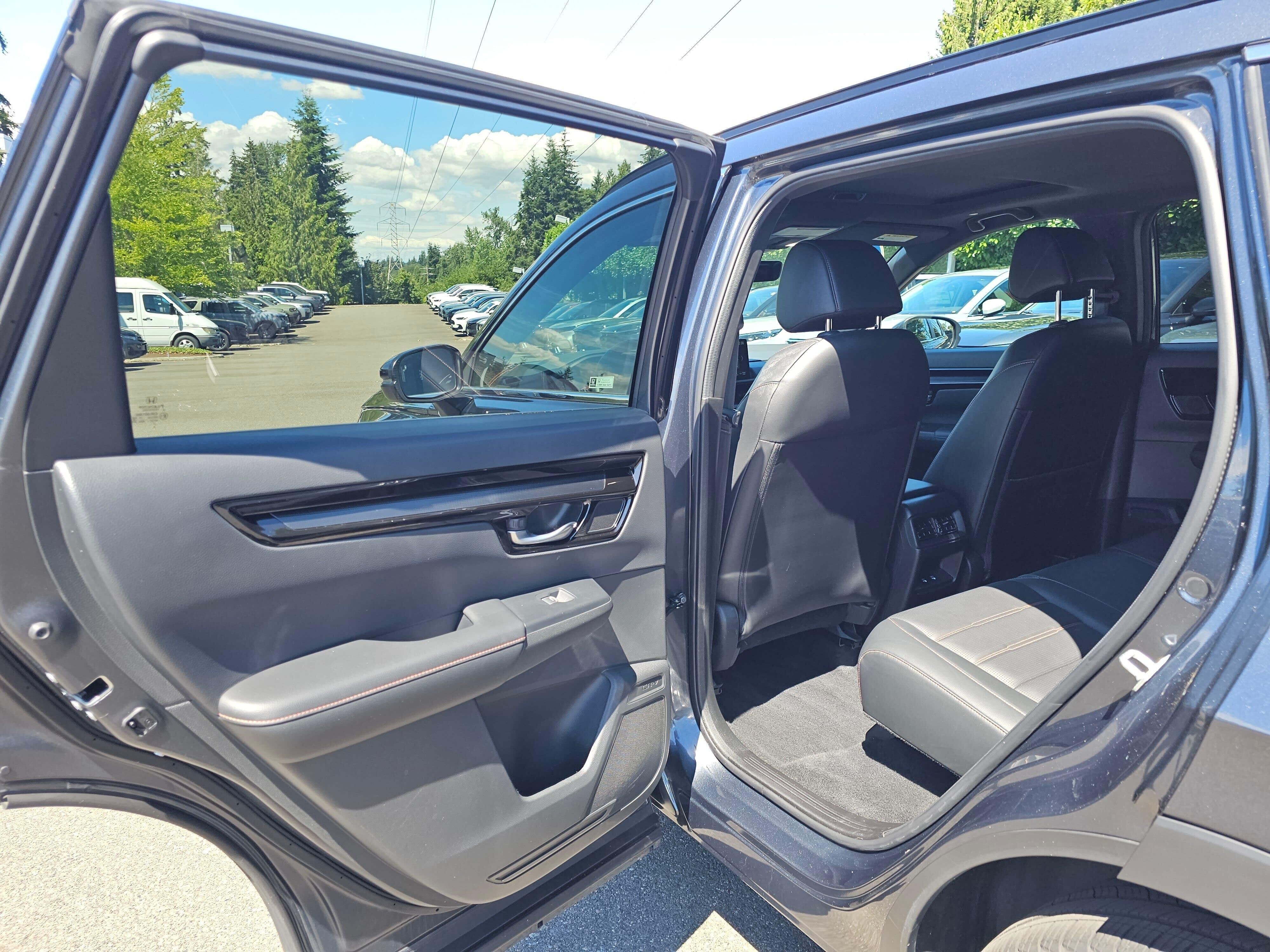2023 Honda CR-V Sport Touring - Photo 18