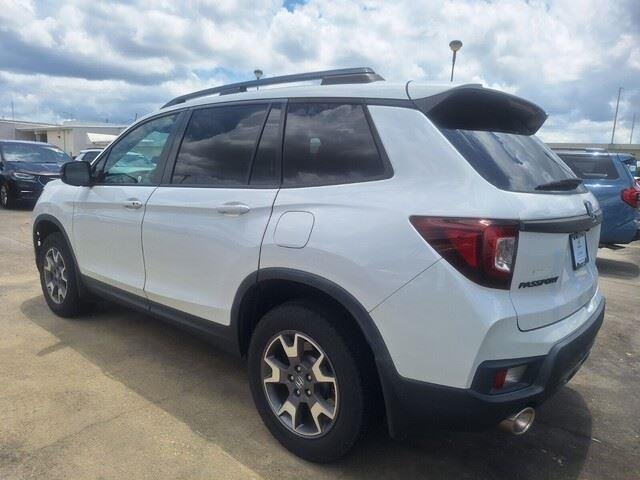 Used 2023 Platinum White Pearl Honda TrailSport image 3