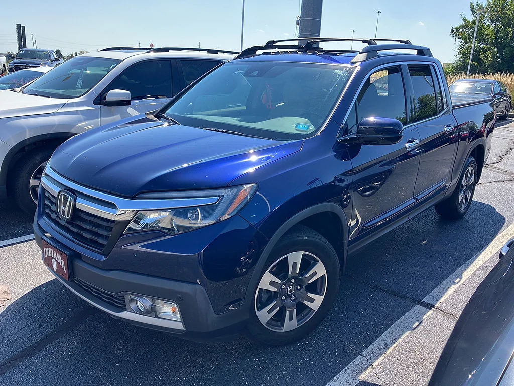 Used 2017 Obsidian Blue Pearl Honda RTL-E image 2