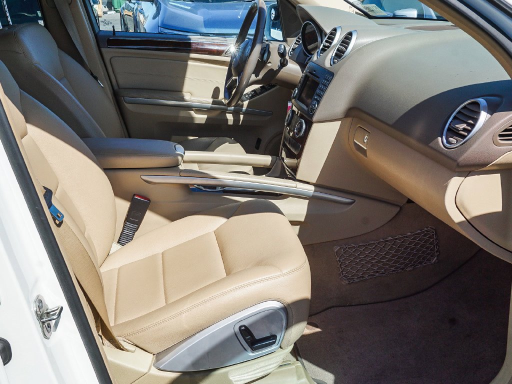 Used 2010 White Mercedes-Benz ML 350 image 12