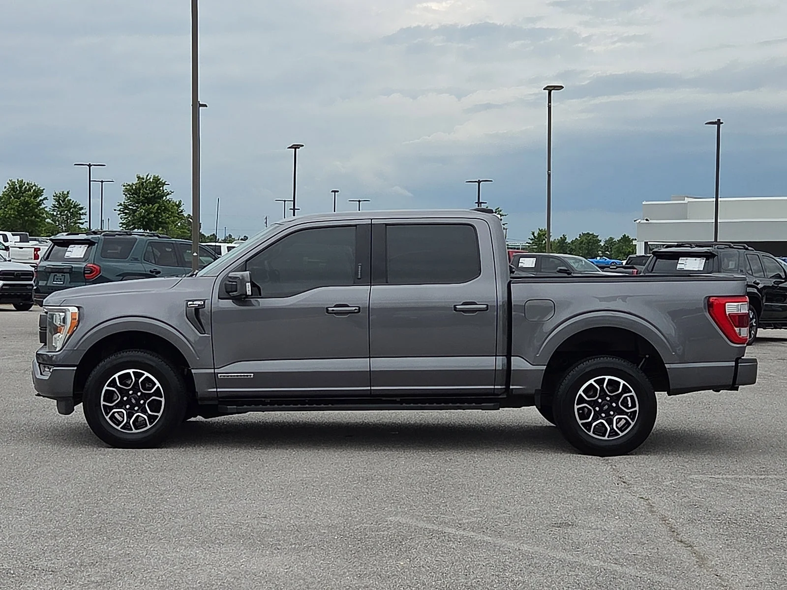 Used 2021 Carbonized Gray Metallic Ford LARIAT image 3