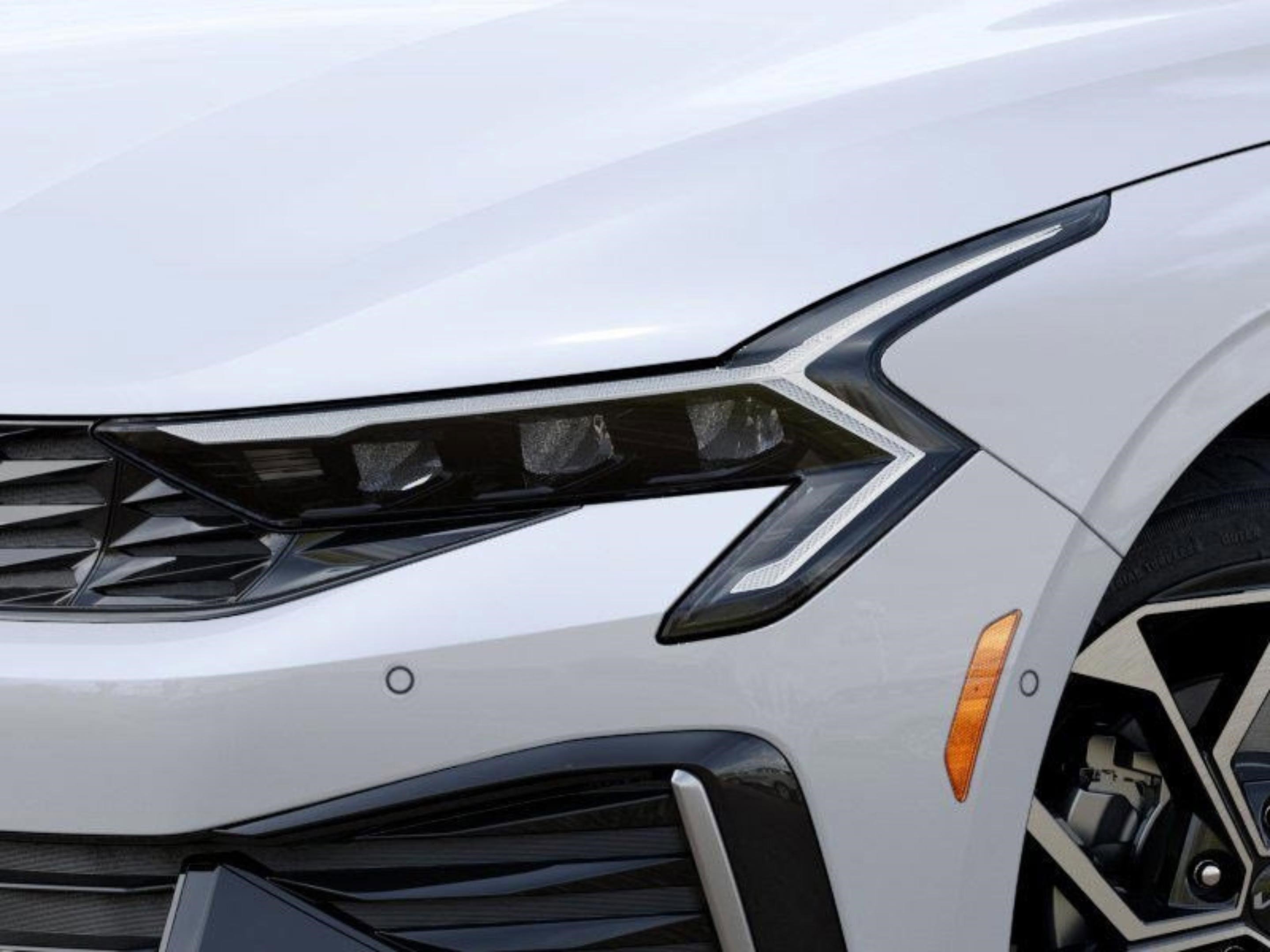 2026 Kia K5 EX - Photo 12