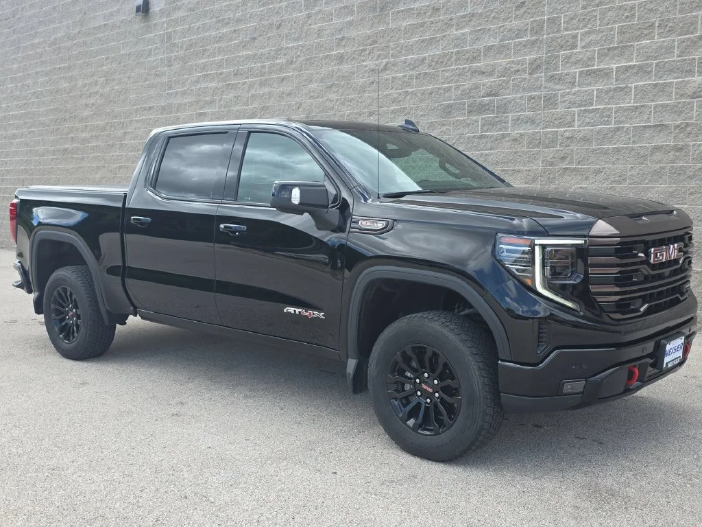 2023 GMC Sierra 1500 AT4X - Photo 14