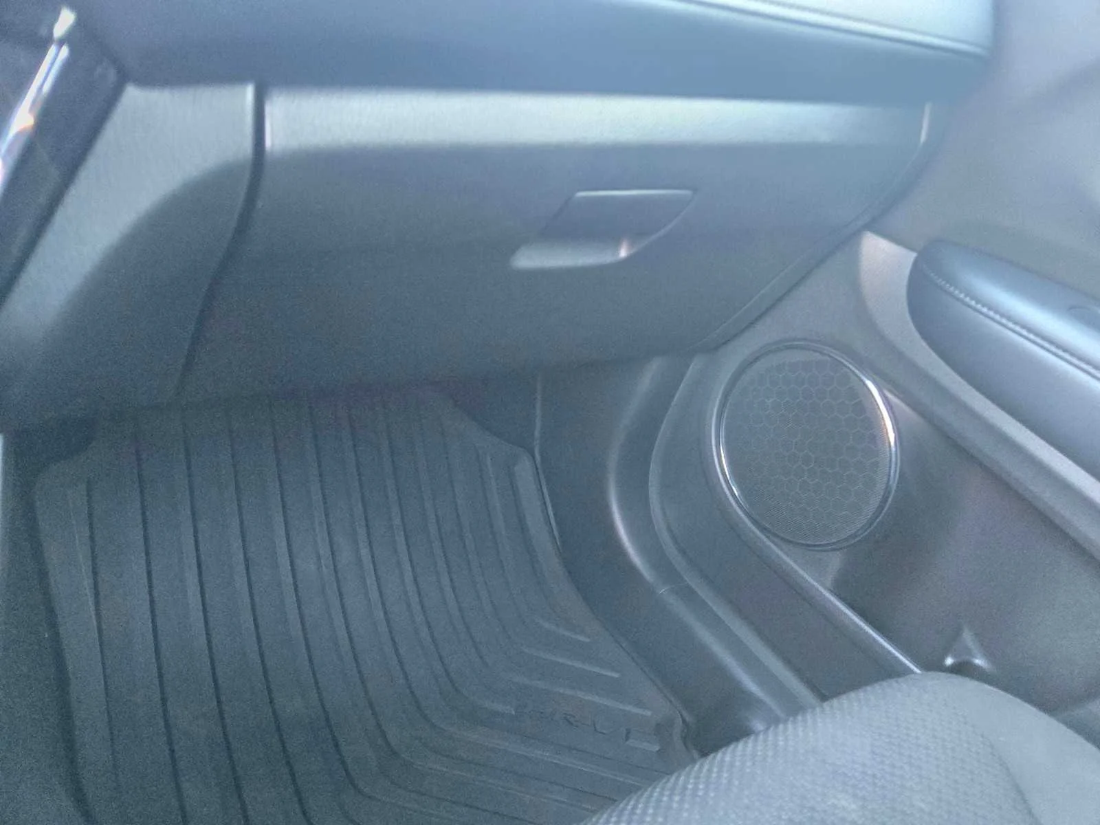 Used 2018  Honda EX image 17