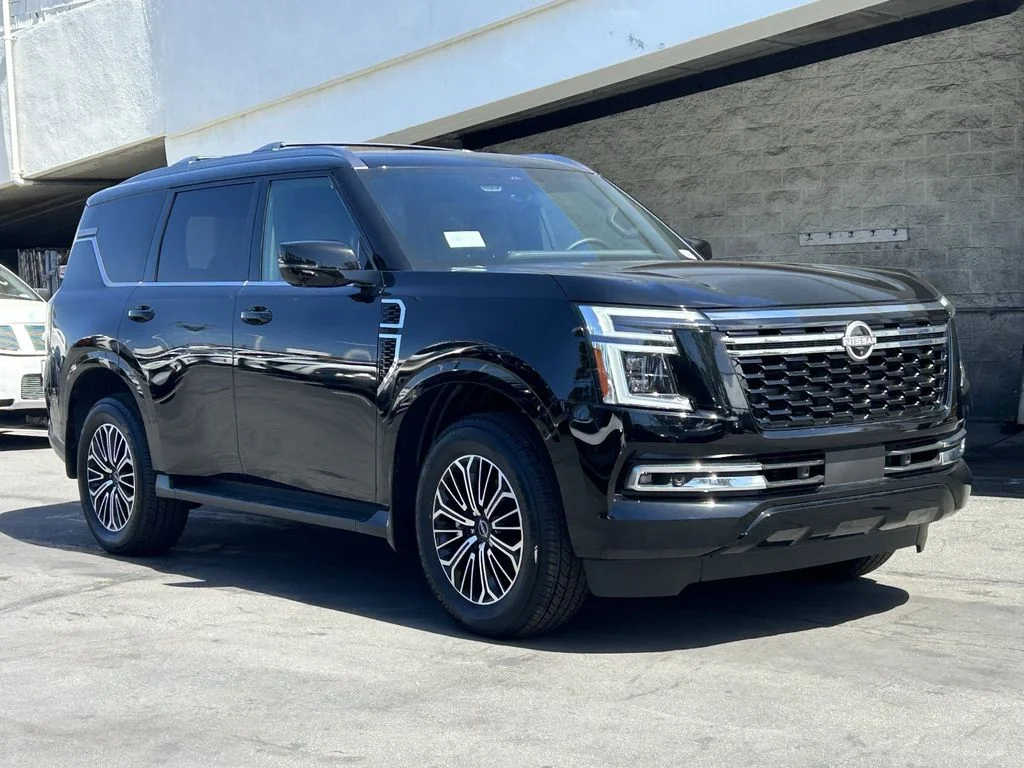 New 2026 Super Black Nissan Platinum image 5