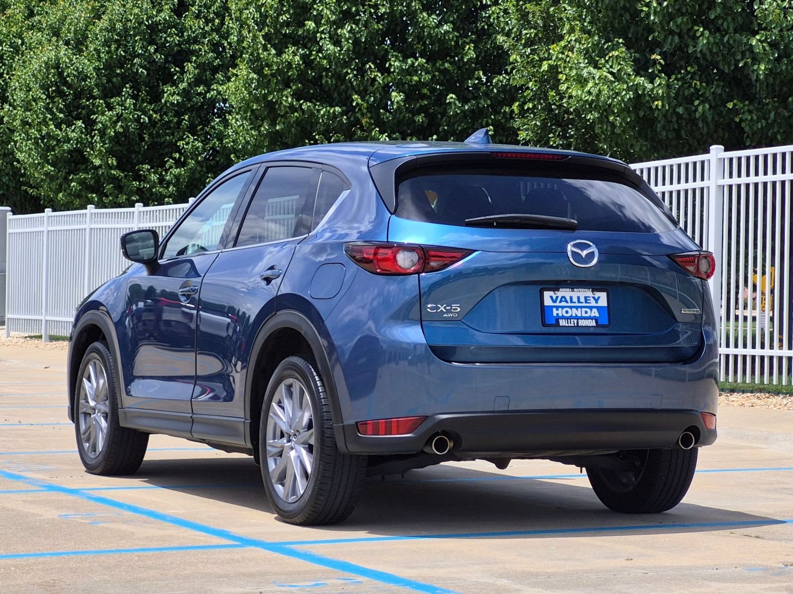 Used 2021 Eternal Blue Mica Mazda Grand Touring AWD image 8
