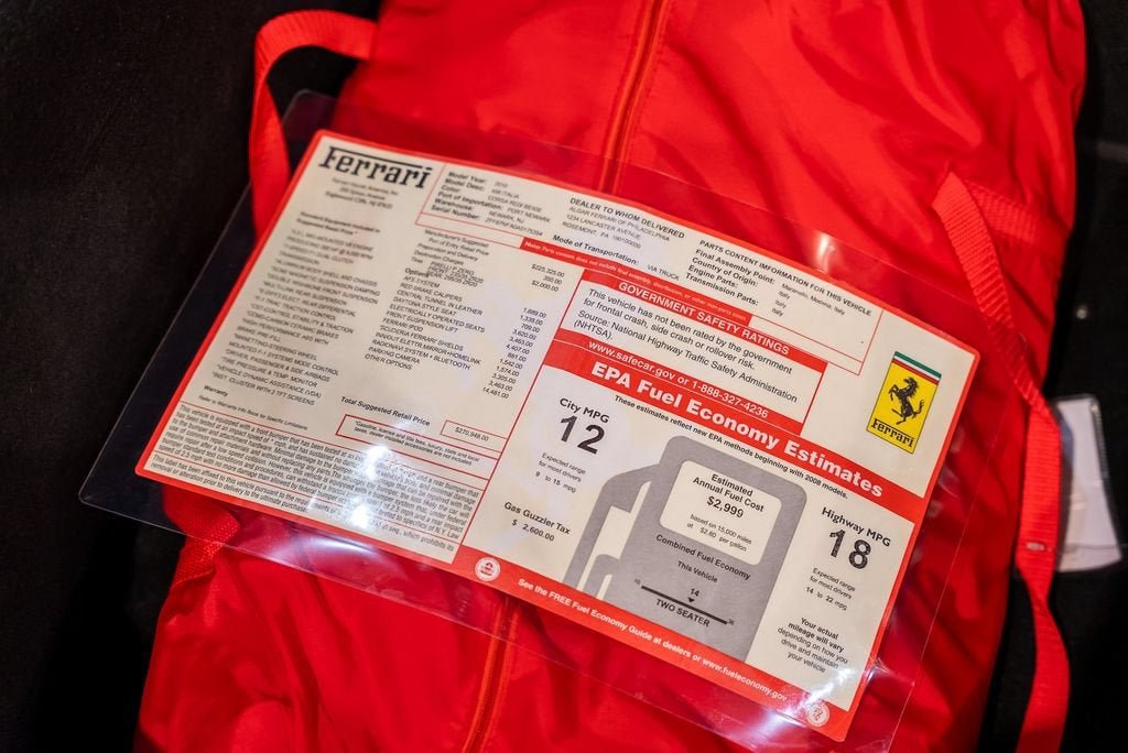 Used 2010 Rosso Corsa Ferrari Base image 22