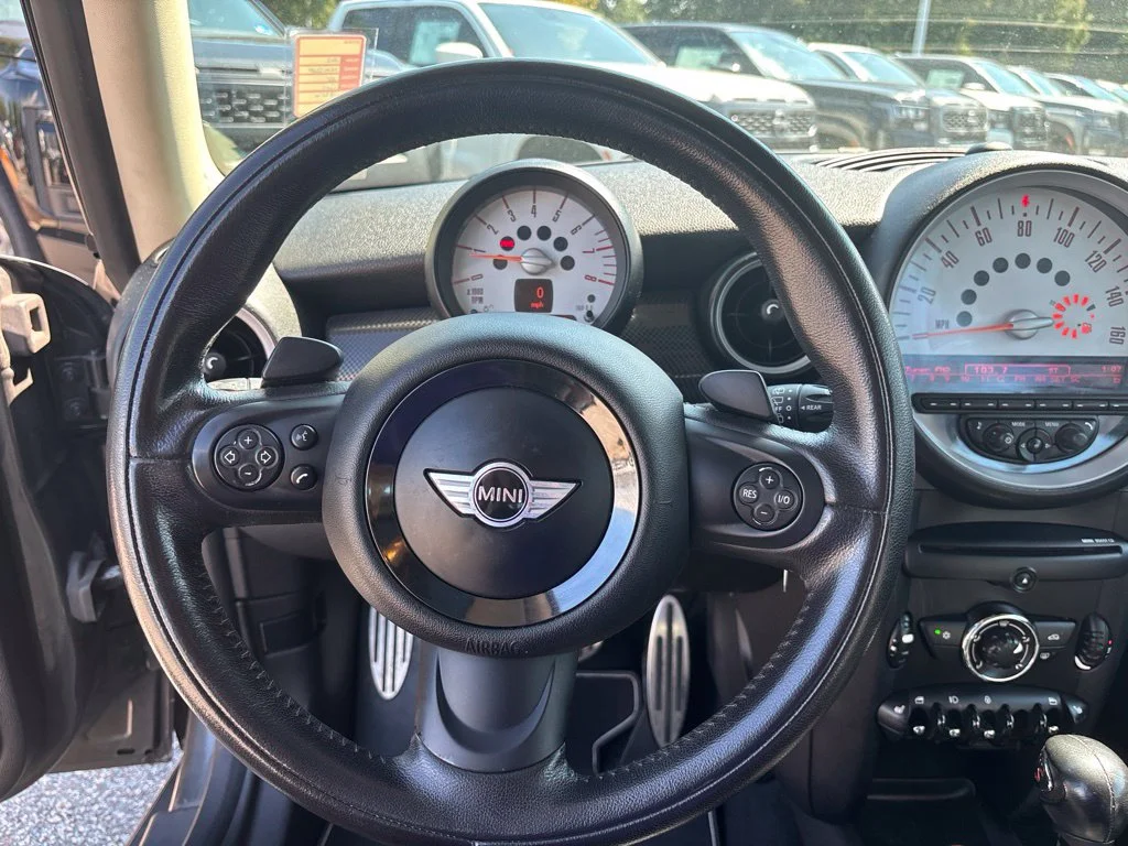 Used 2012 Gray MINI Base image 9