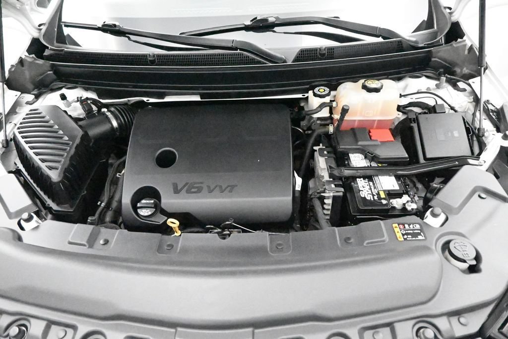 Used 2019 Includes Satin Nickel lower exterior accent color.) Buick Avenir image 26
