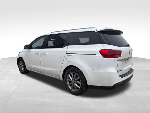 Used 2021 White Kia EX image 6