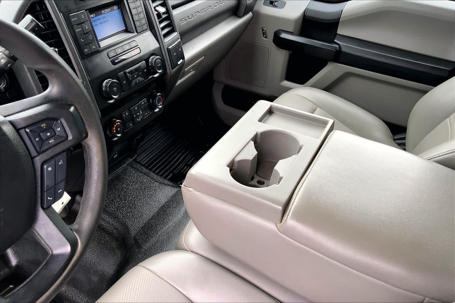 Used 2021 Oxford White Ford XL image 15