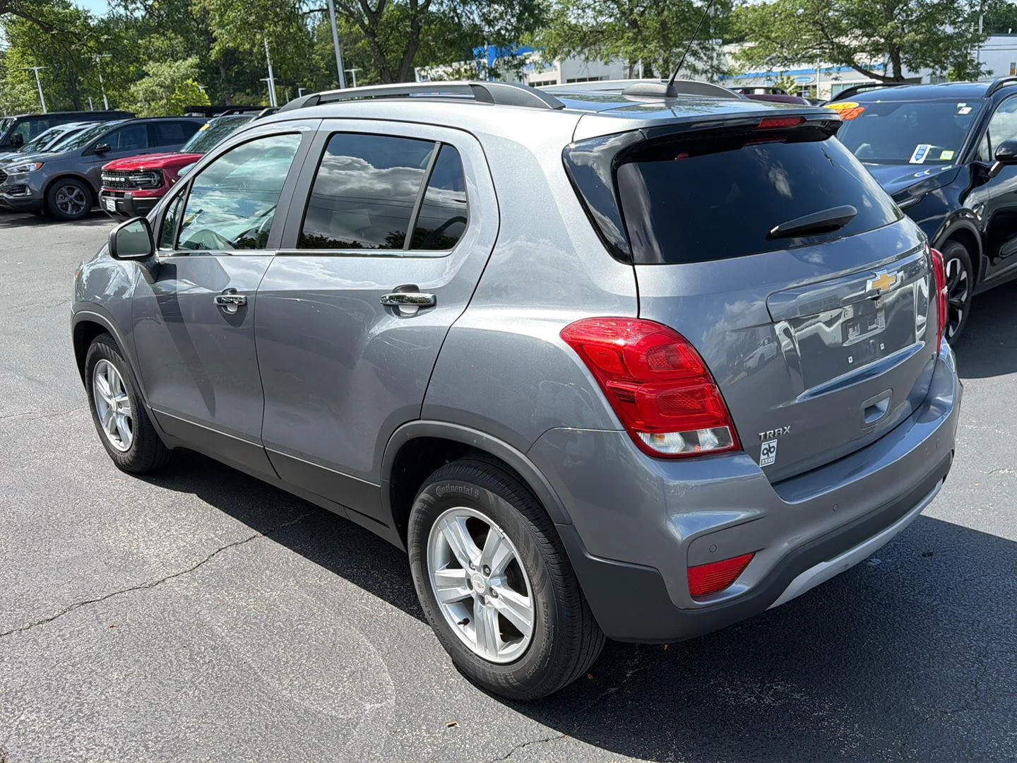 Used 2020 Satin Steel Metallic Chevrolet LT image 6