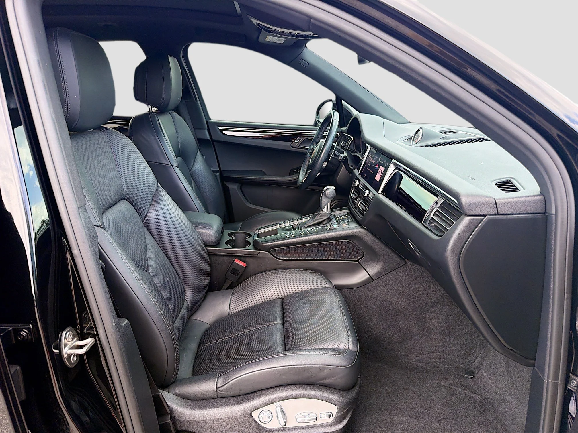 Used 2019 Jet Black Metallic Porsche Base image 15
