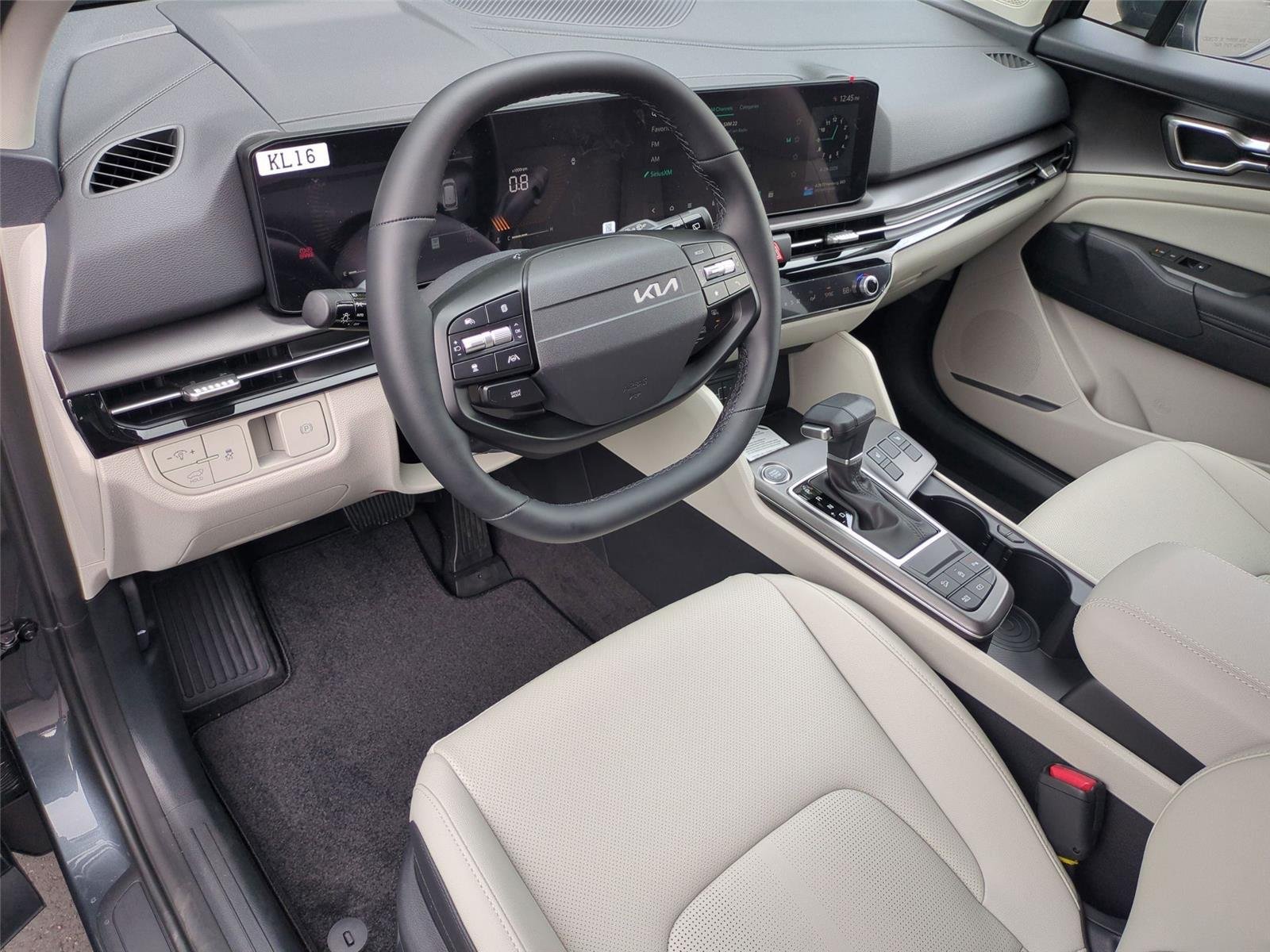 New 2026 Gravity Gray Kia EX image 19