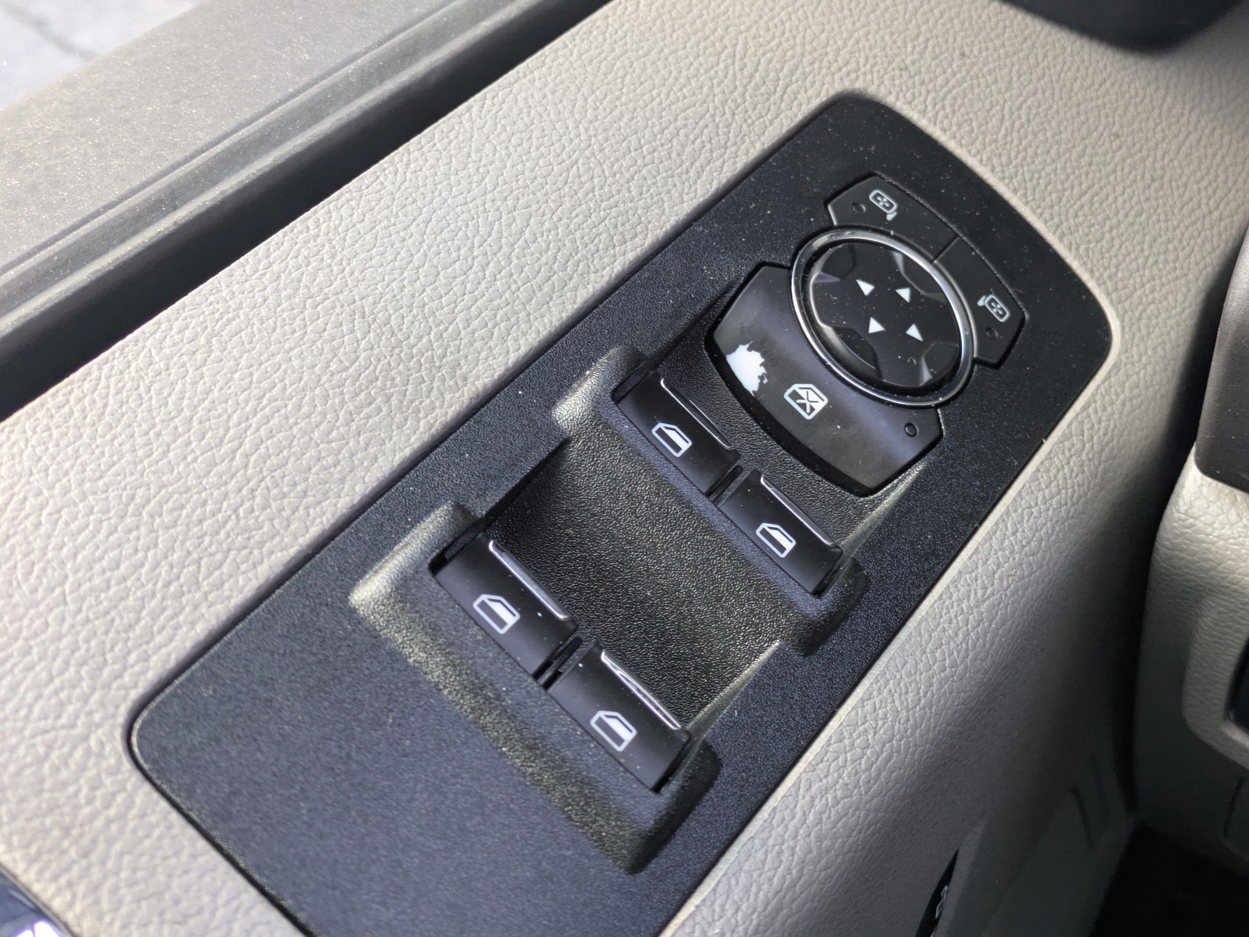 Used 2019 Blue Jeans Metallic Ford XLT image 28