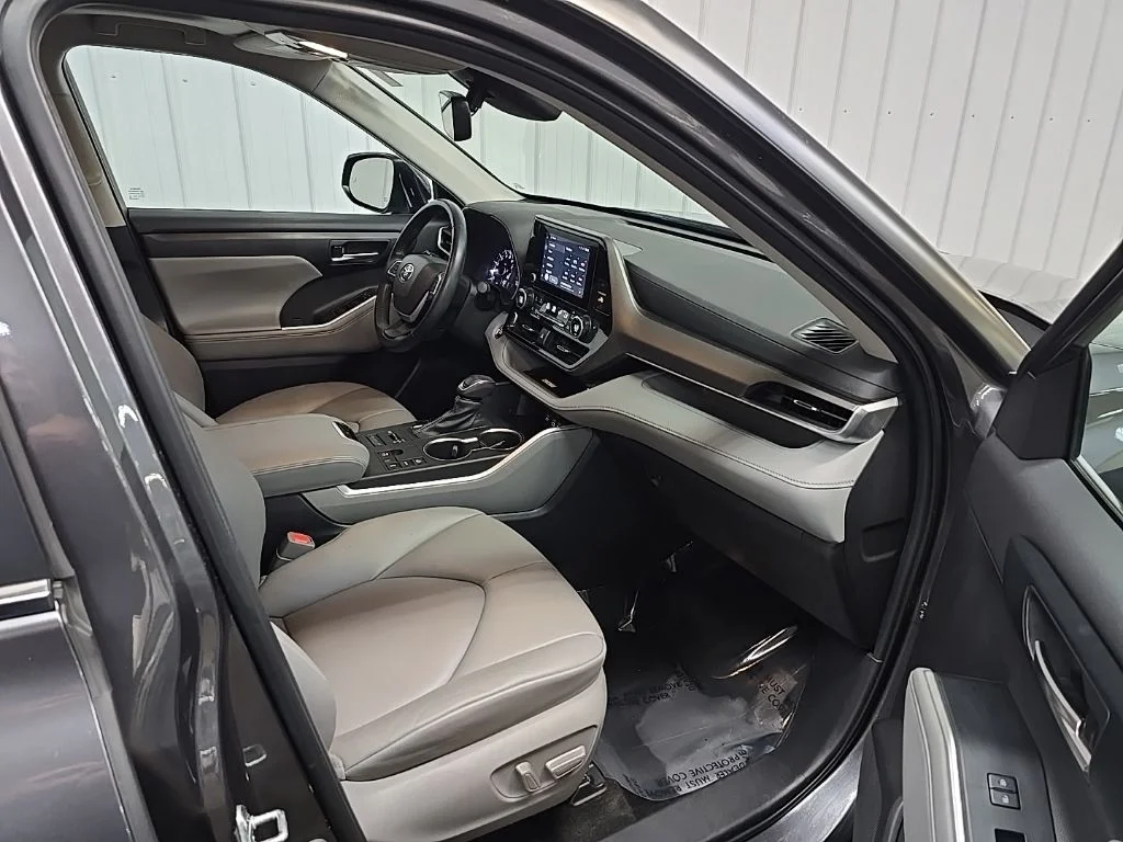 Used 2023 Gray Toyota XLE image 16
