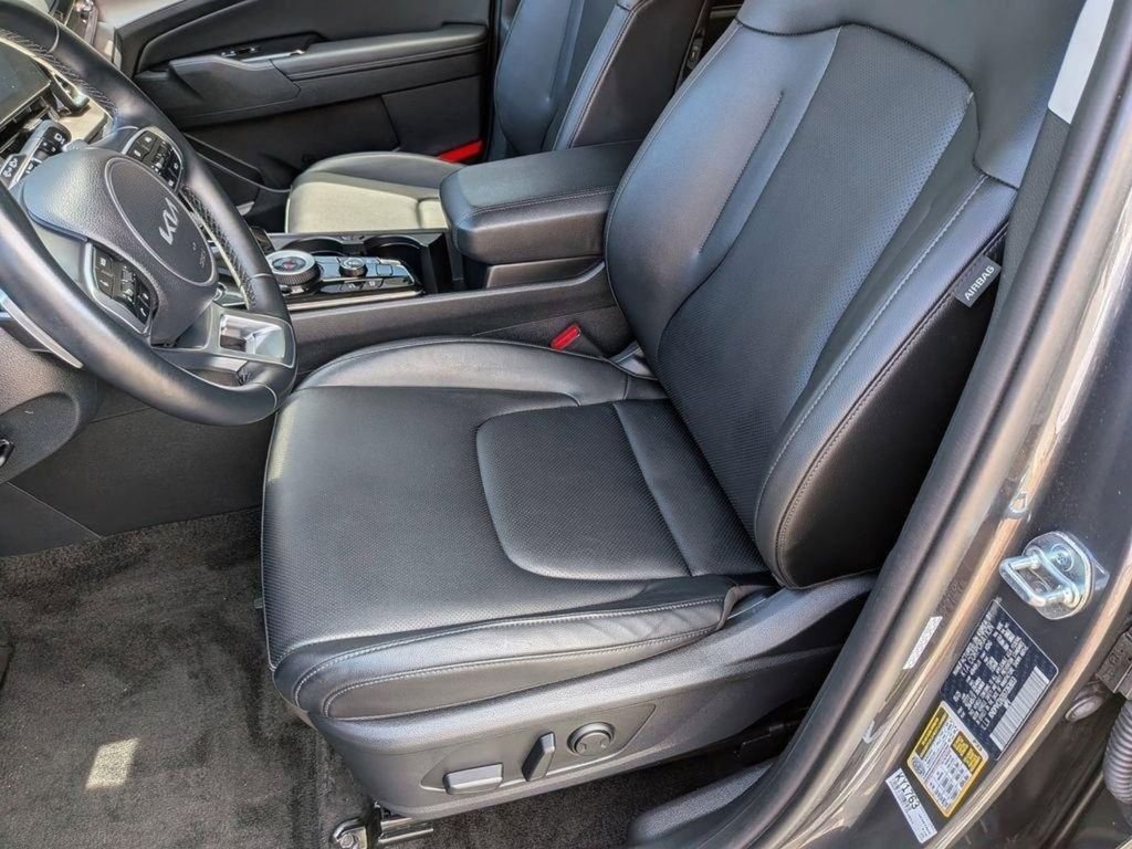 Certified Used 2025 Gray Kia EX image 21