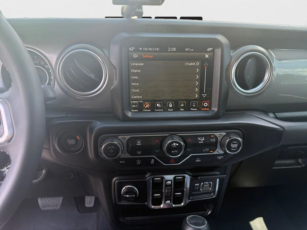 Used 2023 Black Jeep Sahara image 13