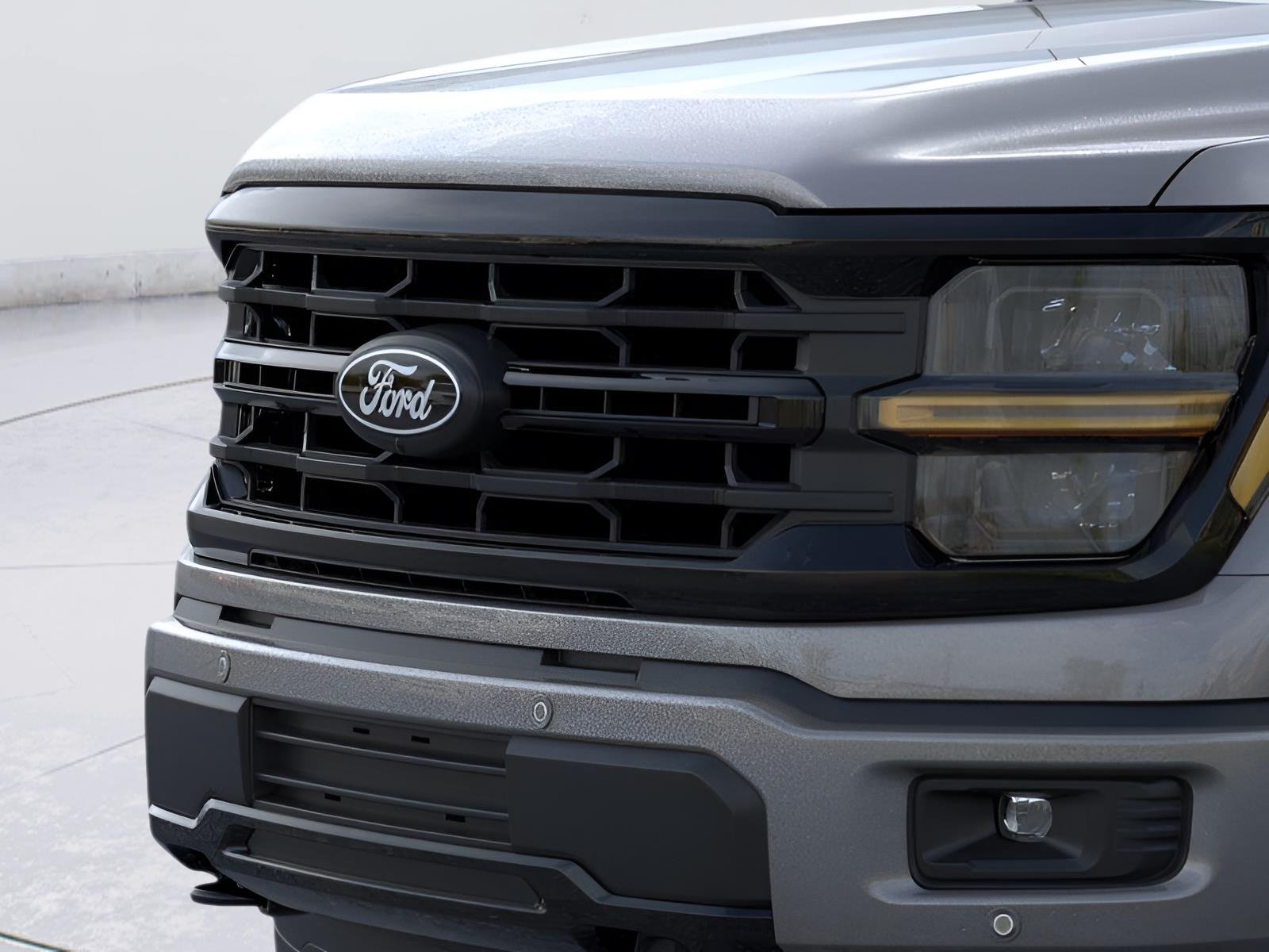 New 2026 Carbonized Gray Metallic FORD XLT image 17