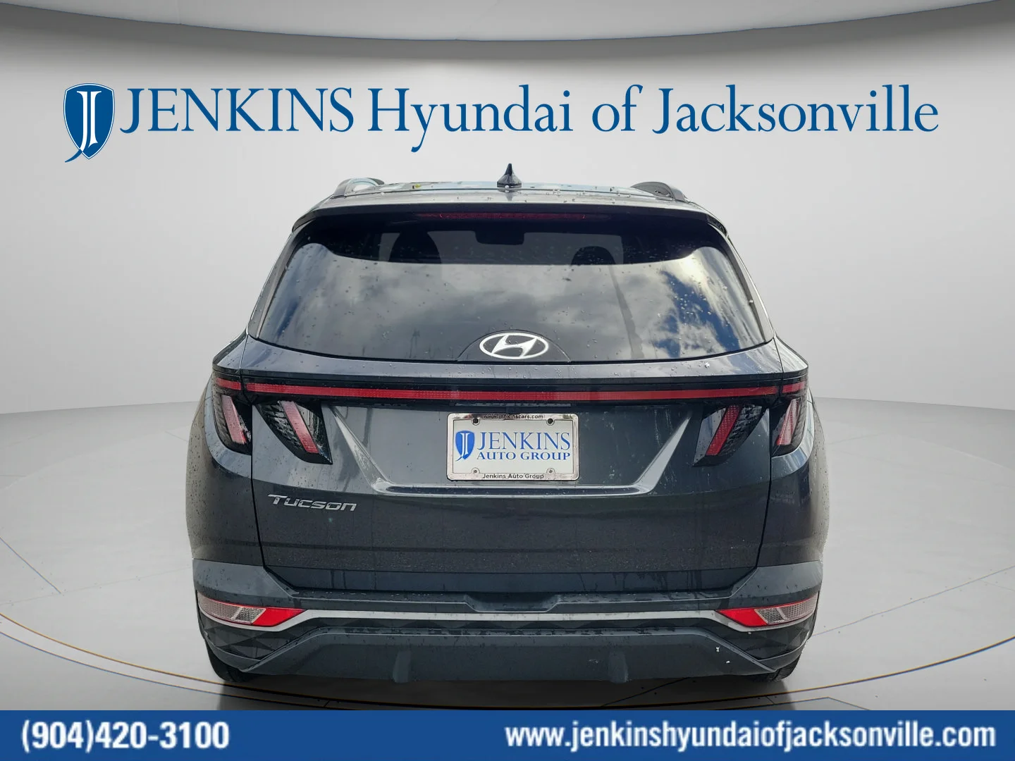 Used 2022 Portofino Gray Hyundai SEL image 4