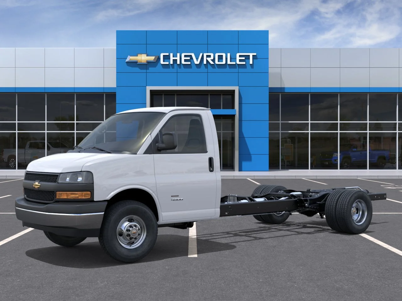 New 2026 Summit White Chevrolet 1WT image 2