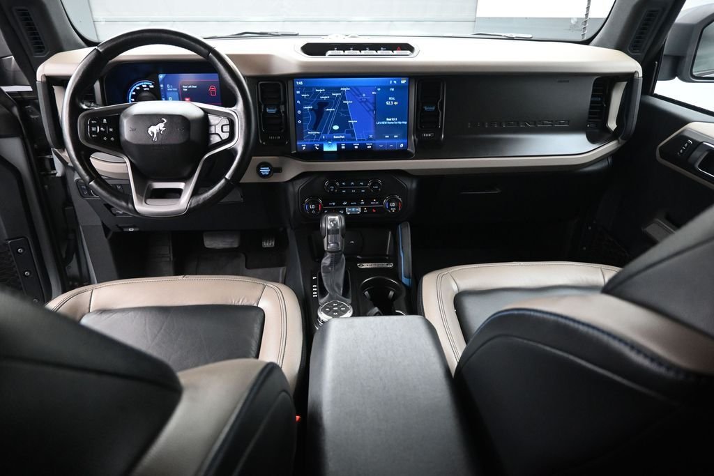 Used 2023 Silver Ford Wildtrak image 21