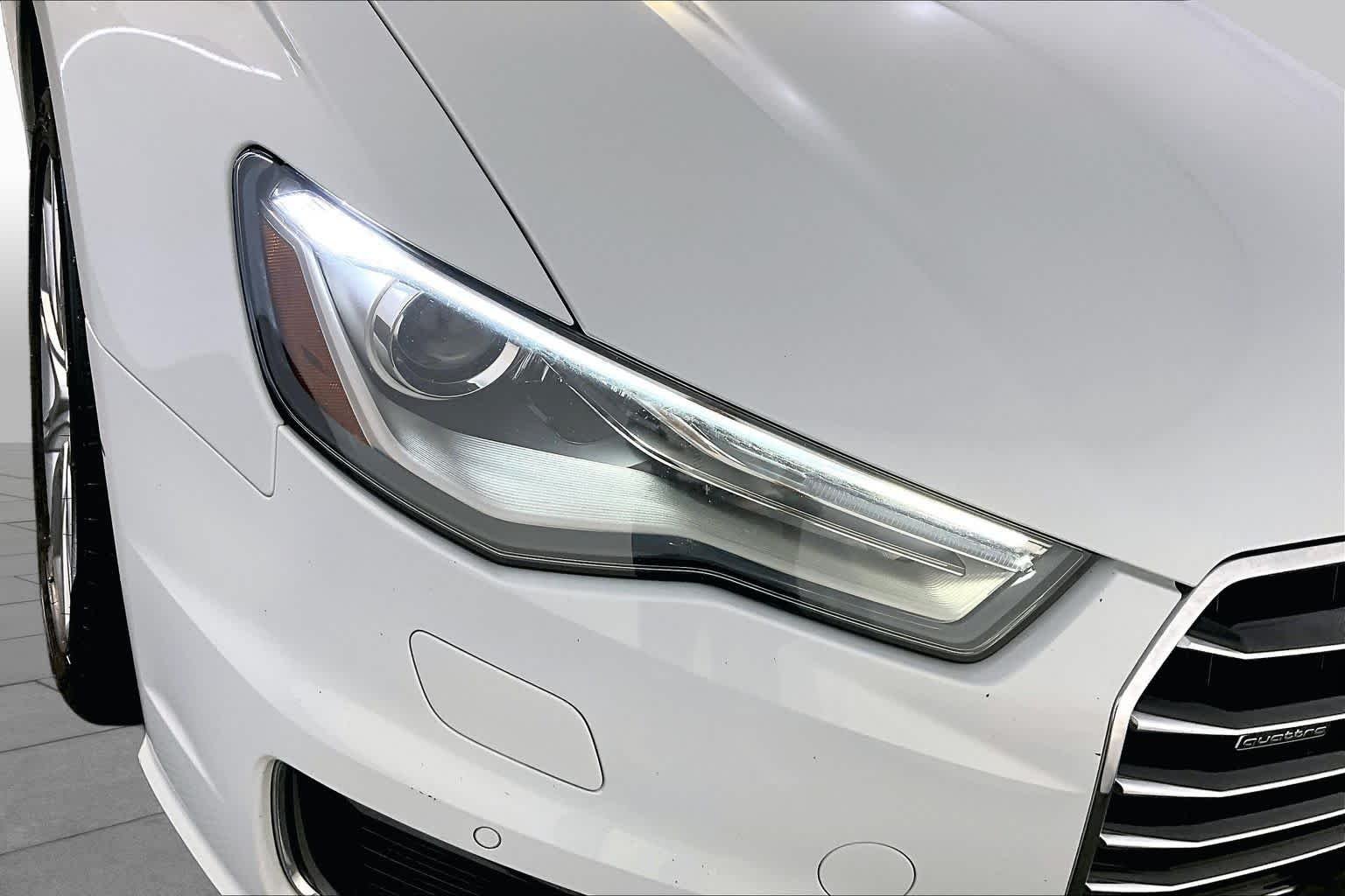 Used 2016 Glacier White Metallic Audi 3.0T Premium Plus image 26