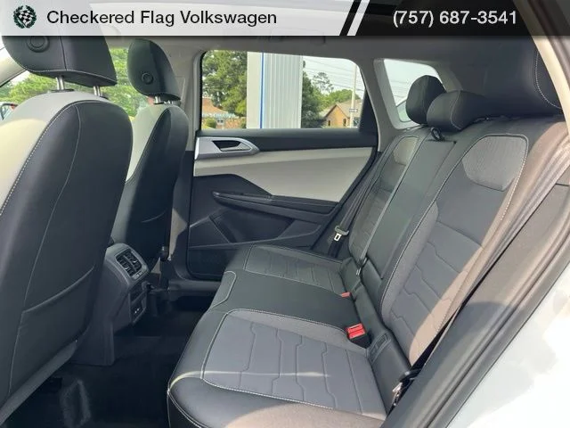 New 2026 White Volkswagen 1.5T SE image 28