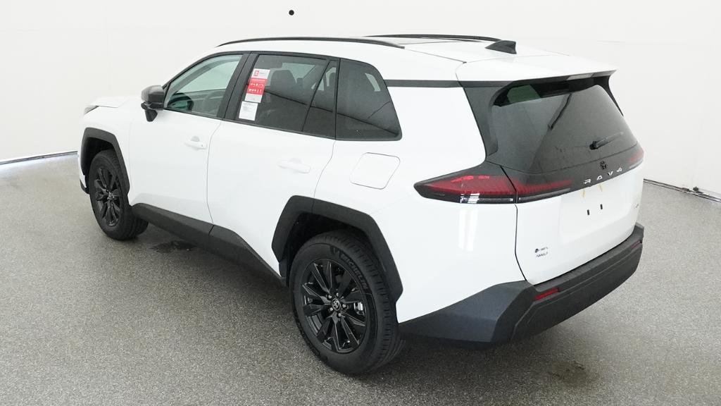 New 2026 Ice Cap Toyota XLE Premium image 10