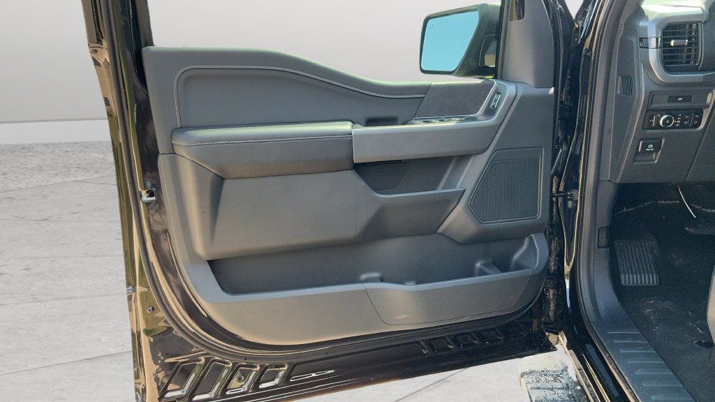 New 2026 Black Ford XLT image 18