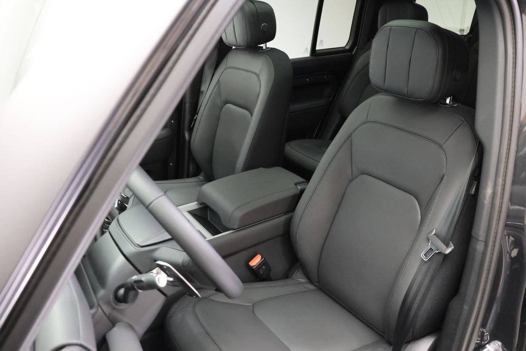 New 2026 Carpathian Grey LAND ROVER V8 image 29